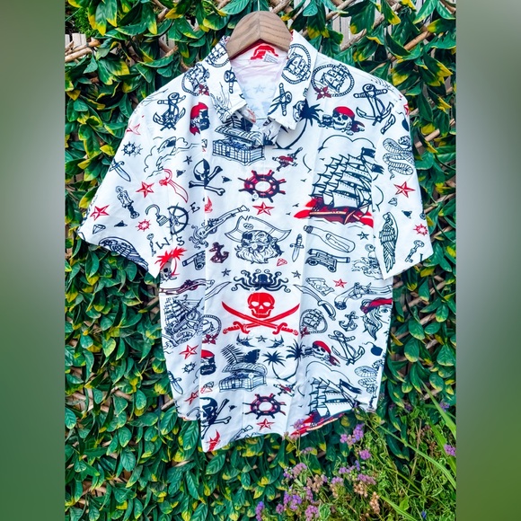 Other - 🔹 Men’s Pirate Themed Button Up Shirt‎